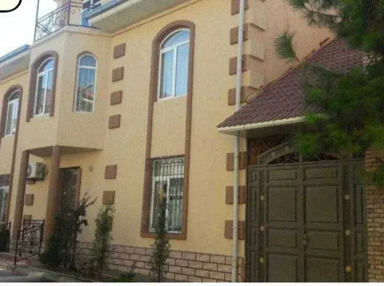 Sotiladi 7 xonali hovli uy, 6 sotix, 370 m² — Yunusobod tumani