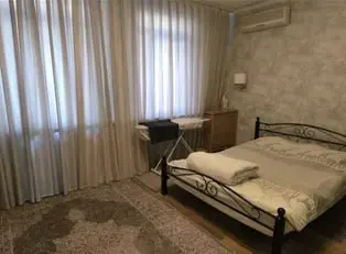 Ijaraga beriladi 6 xonali hovli uy, 2 sotix — Yakkasaroy tumani