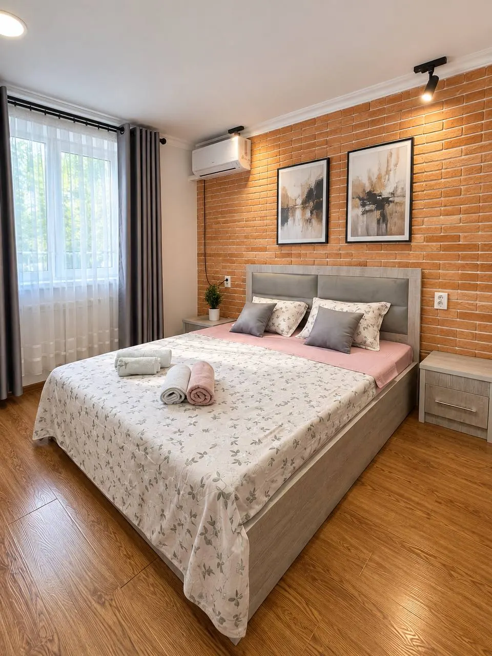 Kunlik ijaraga 2 xonali kvartira, 60 m², 3/4 qavat — Yakkasaroy tumani