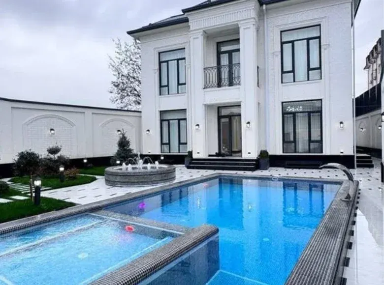 Сотилади 9 хонали ҳовли уй, 6 сотих, 450 м² — Мирзо Улуғбек тумани