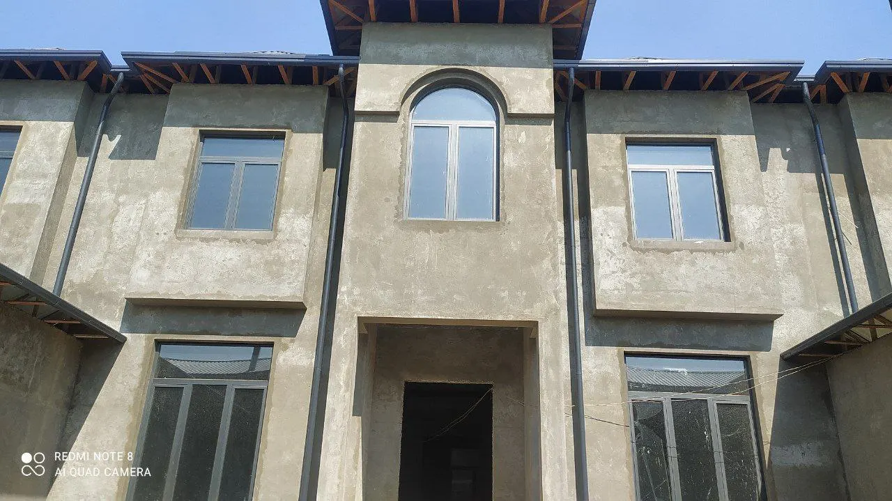 Сотилади ҳовли уй, 4 сотих, 375 м², 2 қаватли — Юнусобод тумани