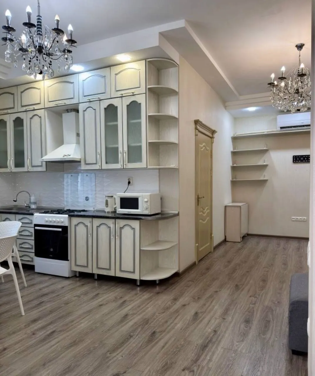 Сотилади 2 хонали квартира, 52 м², 3/4 қават — Мирзо Улуғбек тумани
