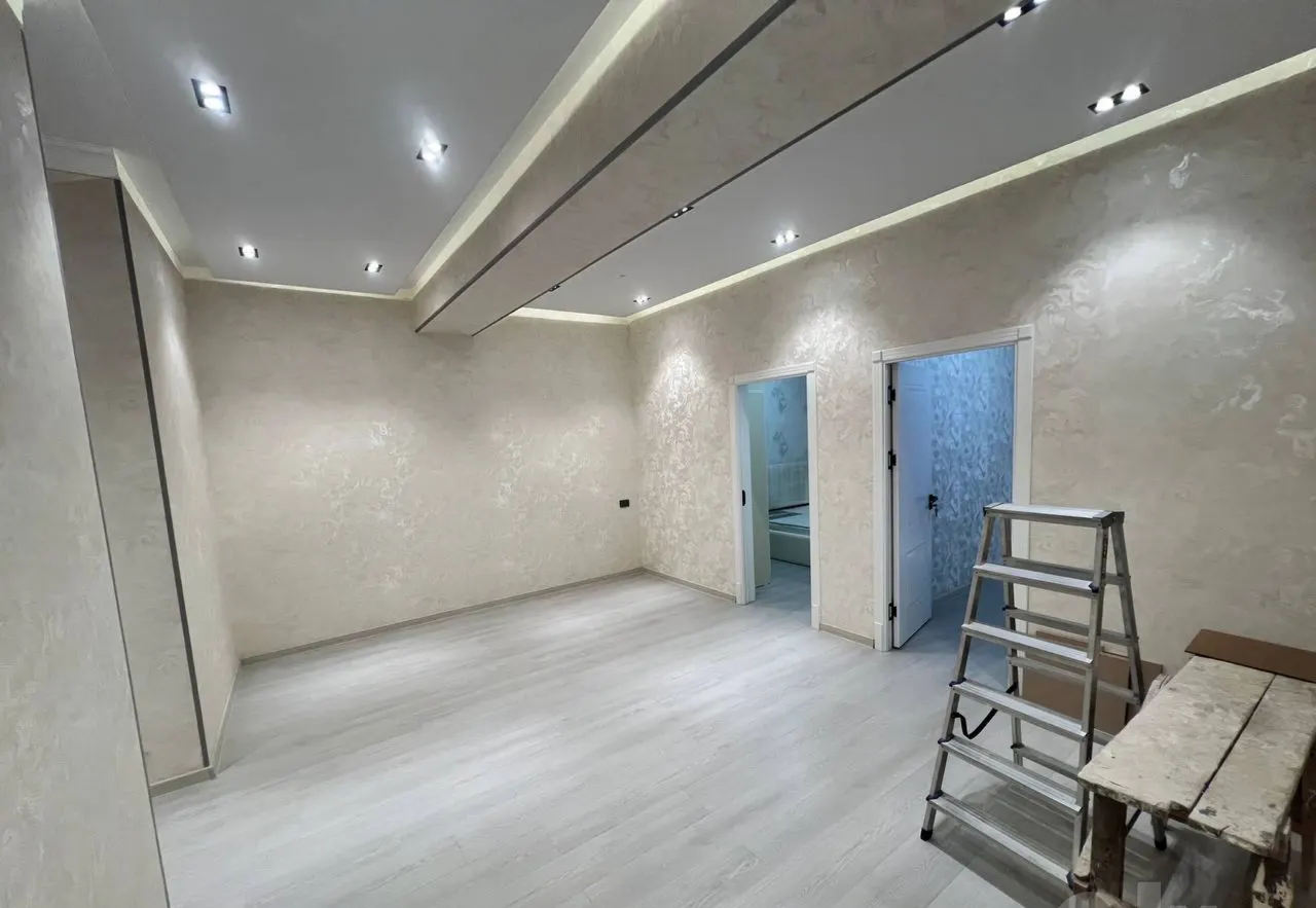 Sotiladi 3 xonali kvartira, 60 m², 2/3 qavat — Sergeli tumani