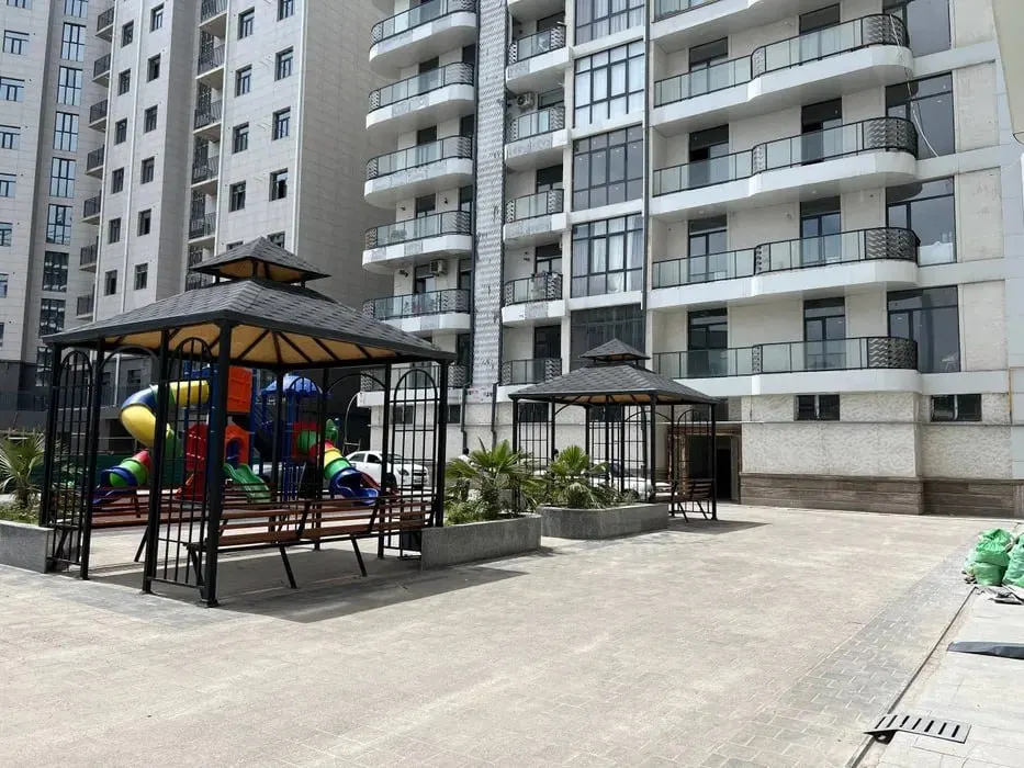 Сотилади 4 хонали квартира, 106.8 м², 4/10 қават — Мирзо Улуғбек тумани