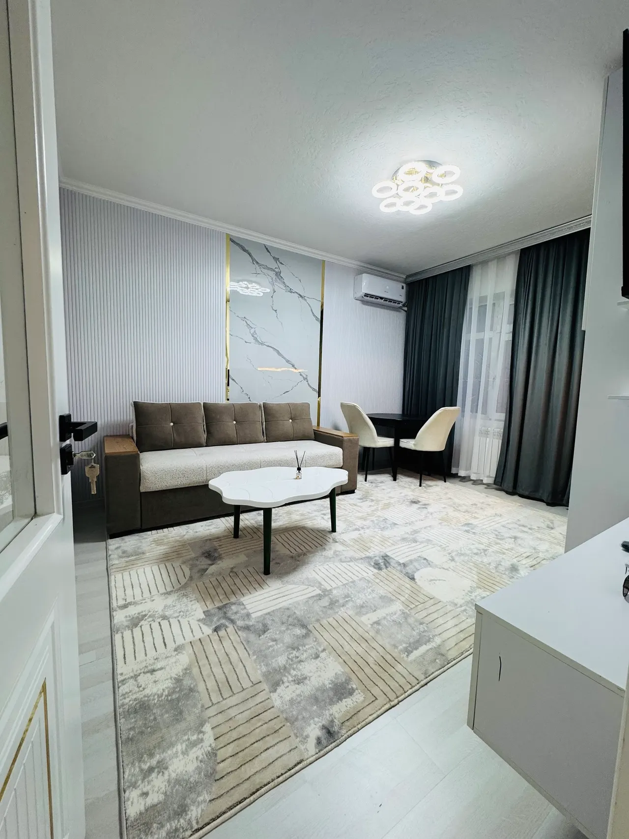 Sotiladi 1 xonali kvartira, 36.5 m², 3/4 qavat — Yakkasaroy tumani
