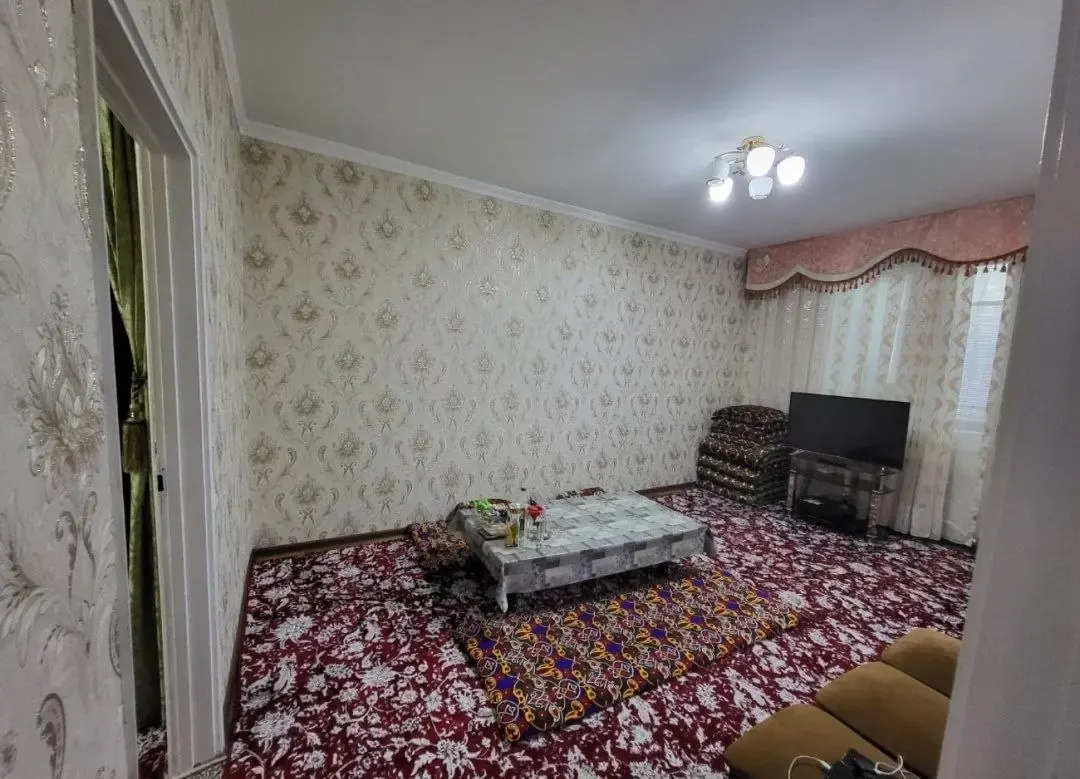 Sotiladi 2 xonali kvartira, 81 m², 4/4 qavat — Mirzo Ulugʻbek tumani