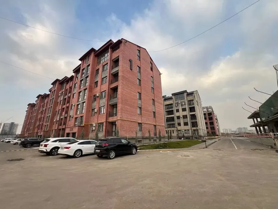 Sotiladi 4 xonali kvartira, 106 m², 6/6 qavat — Yashnobod tumani