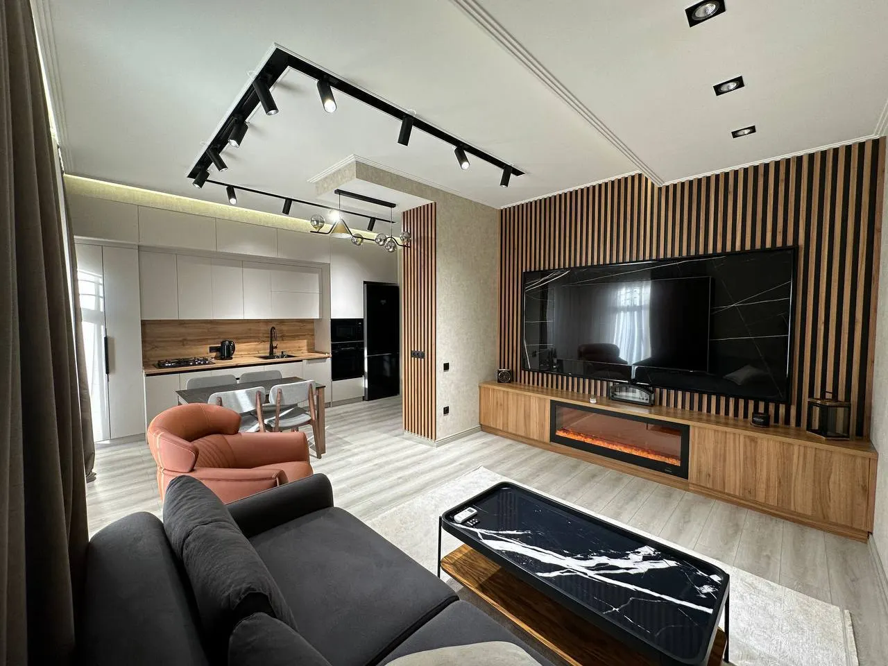 Ижарага берилади 4 хонали квартира, 135 м², 5/8 қават — Мирзо Улуғбек тумани
