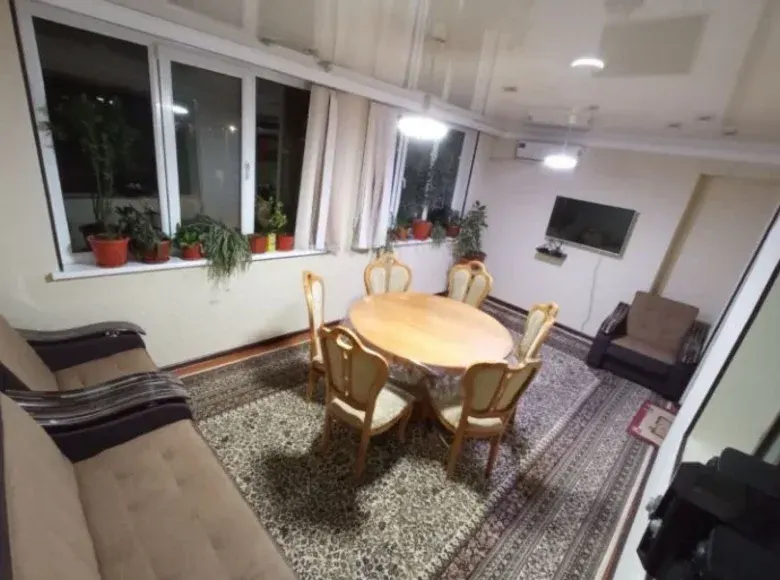 Sotiladi 3 xonali kvartira, 65 m², 3/4 qavat — Yashnobod tumani