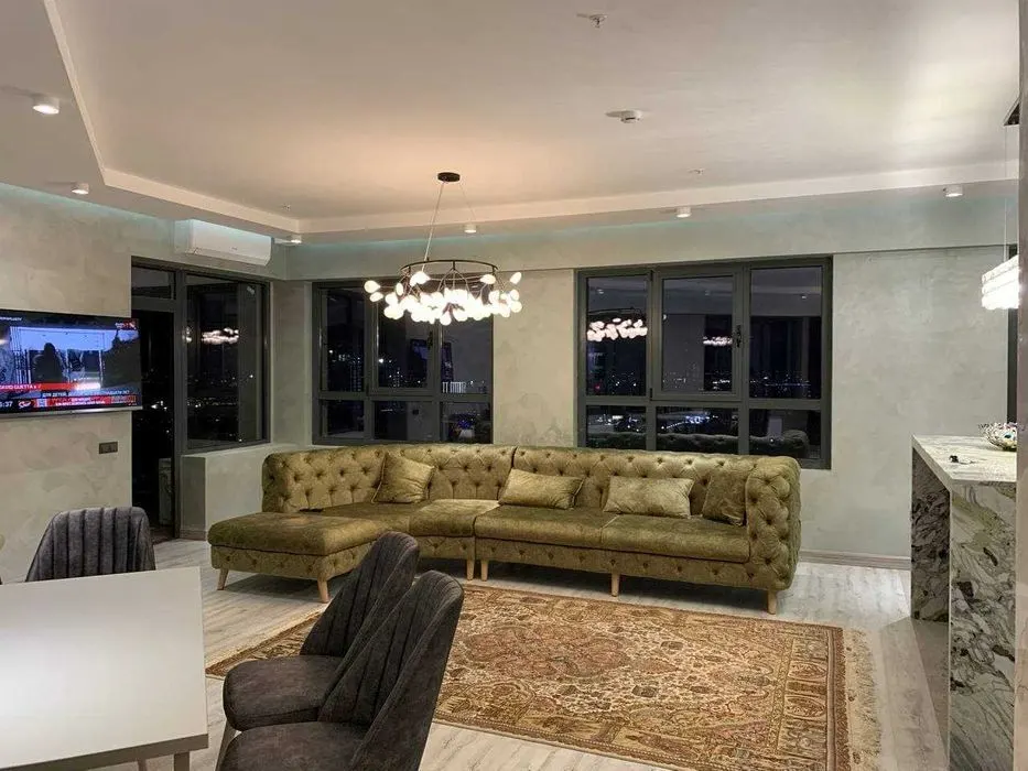 Ijaraga beriladi 3 xonali kvartira, 120 m², 21/25 qavat — Mirzo Ulugʻbek tumani
