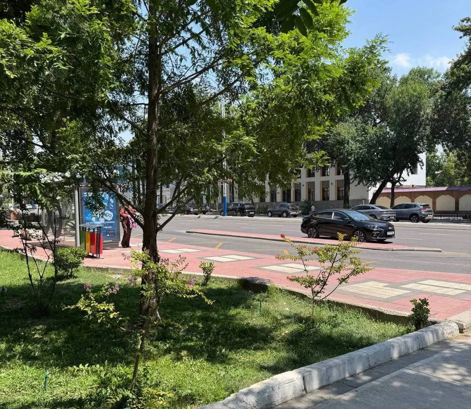 Продаётся коммерческое помещение, 707 м², 2/5 этаж — Мирзо-Улугбекский район