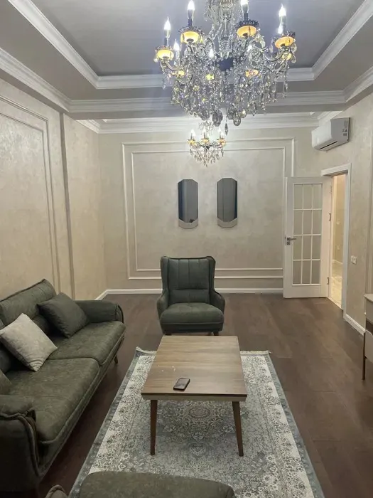 Сдаётся 3-комнатная квартира, 110 м², 5/9 этаж — Шайхантахурский район