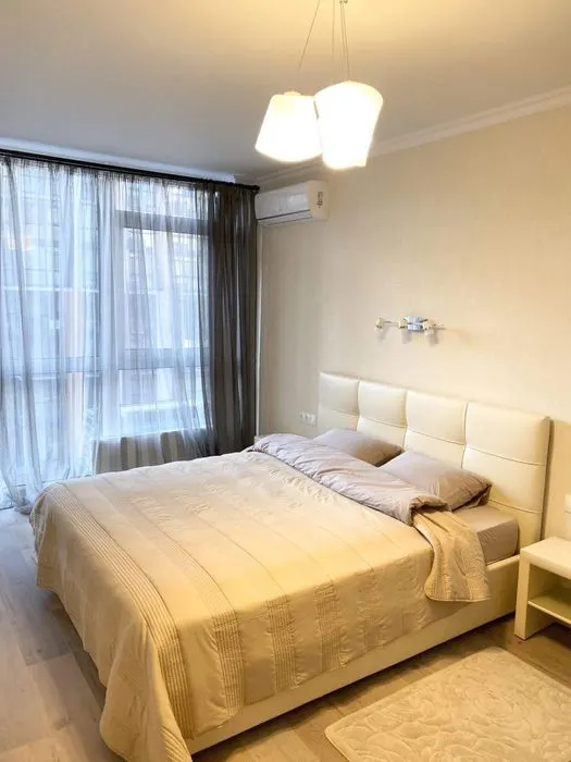 Ижарага берилади студия квартира, 75 м², 6/8 қават — Миробод тумани