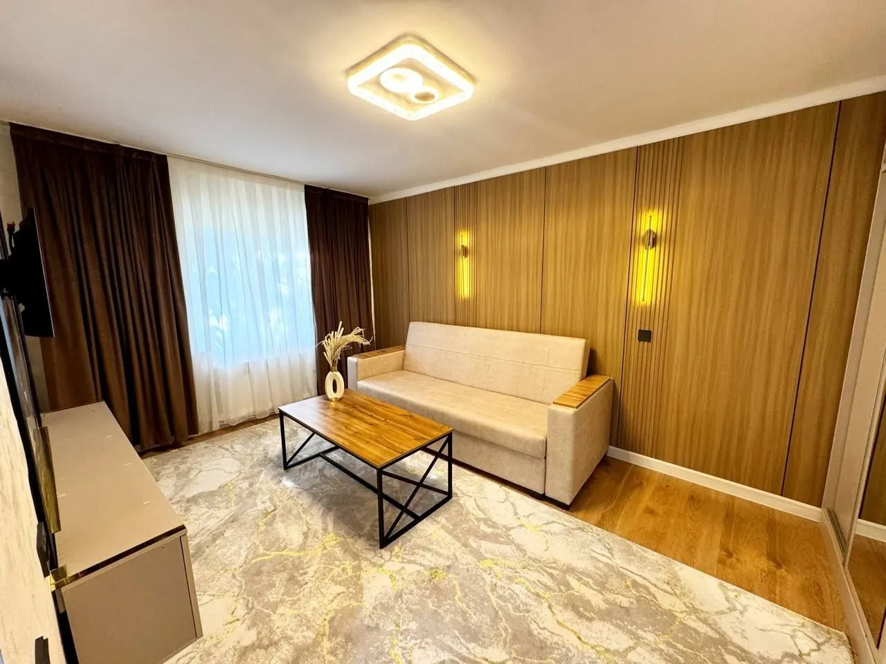 Продаётся 1-комнатная квартира, 33 м², 2/4 этаж — Чиланзарский район