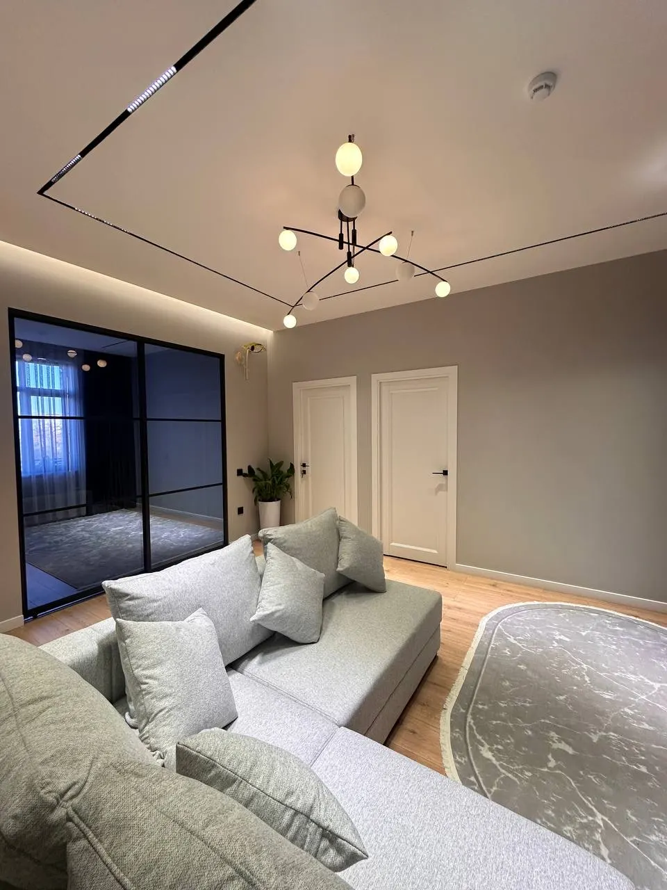 Сотилади 4 хонали квартира, 90 м², 4/10 қават — Яшнобод тумани