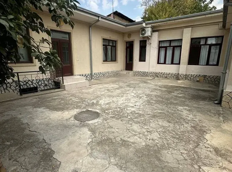Продаётся 6-комнатный дом, 5 сот. — Яккасарайский район
