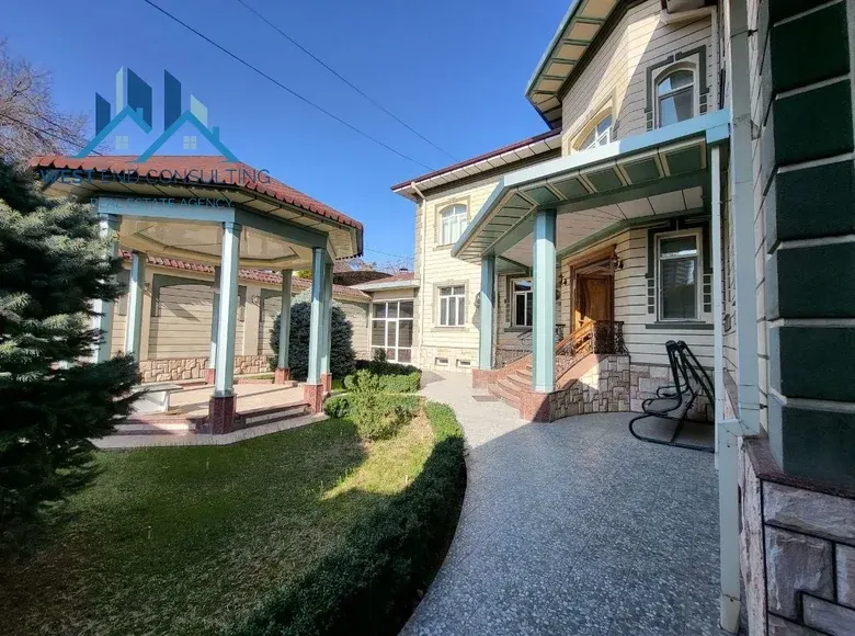 Ijaraga beriladi 6 xonali hovli uy, 4 sotix, 512 m², 1/3 qavat — Yakkasaroy tumani