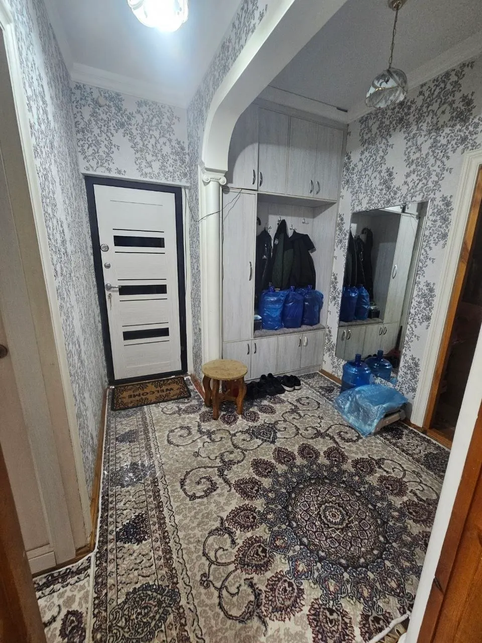Сотилади 5 хонали квартира, 100 м², 5/5 қават — Мирзо Улуғбек тумани