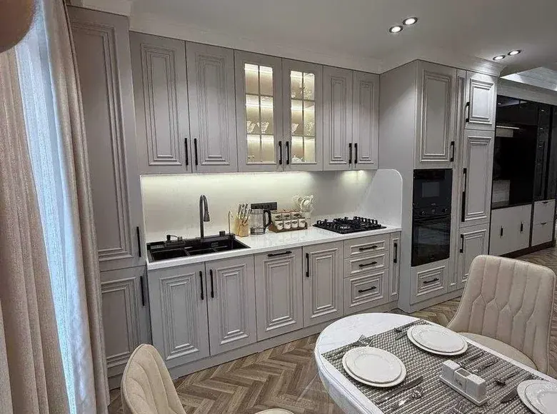 Продаётся 2-комнатная квартира, 73 м², 4/10 этаж — Яккасарайский район