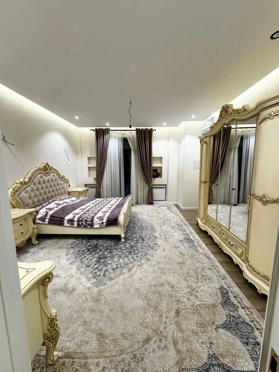Sotiladi 3 xonali kvartira, 82 m², 5/10 qavat — Yunusobod tumani