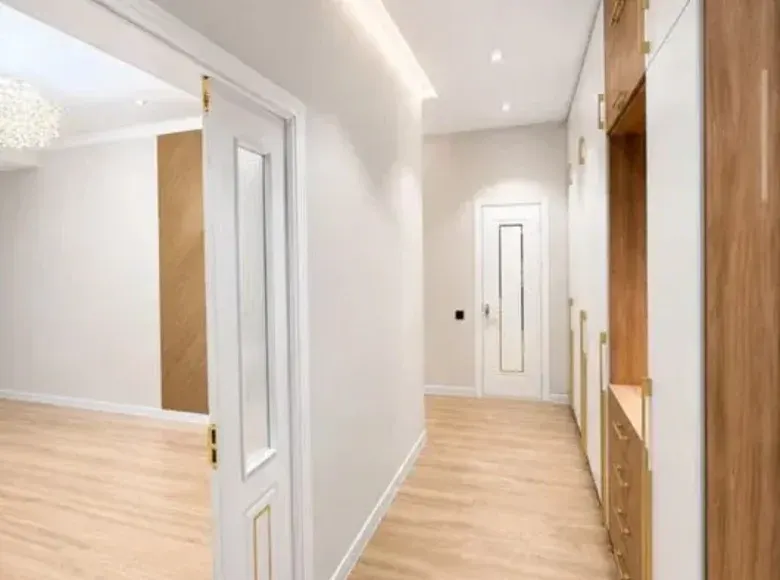 Продаётся 2-комнатная квартира, 60 м², 2/9 этаж — Яшнабадский район