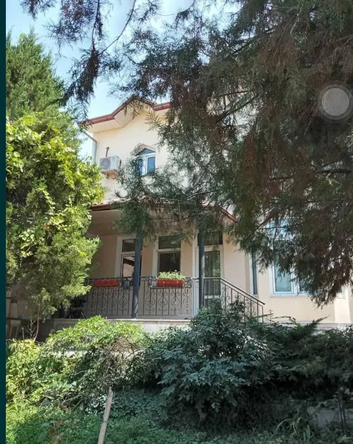 Ijaraga beriladi 6 xonali hovli uy, 280 m² — Mirzo Ulugʻbek tumani