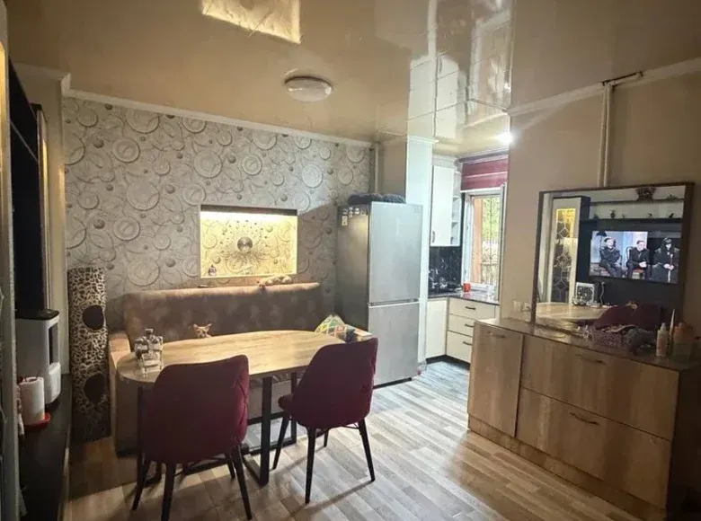 Сотилади 4 хонали квартира, 52 м², 2/8 қават — Чилонзор тумани
