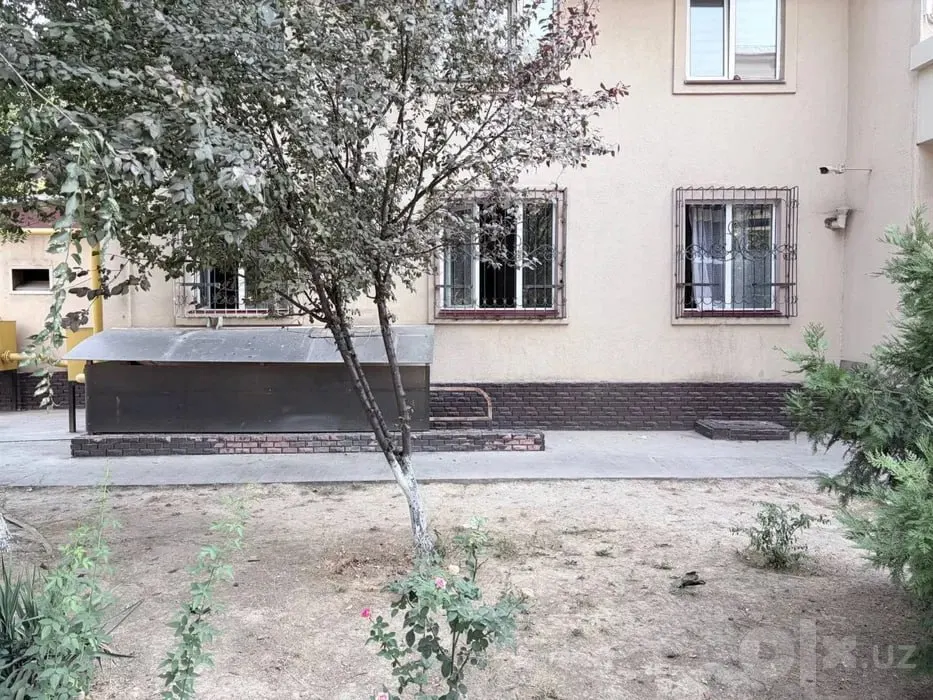 Продаётся 3-комнатная квартира, 72 м², 1/12 этаж — Шайхантахурский район