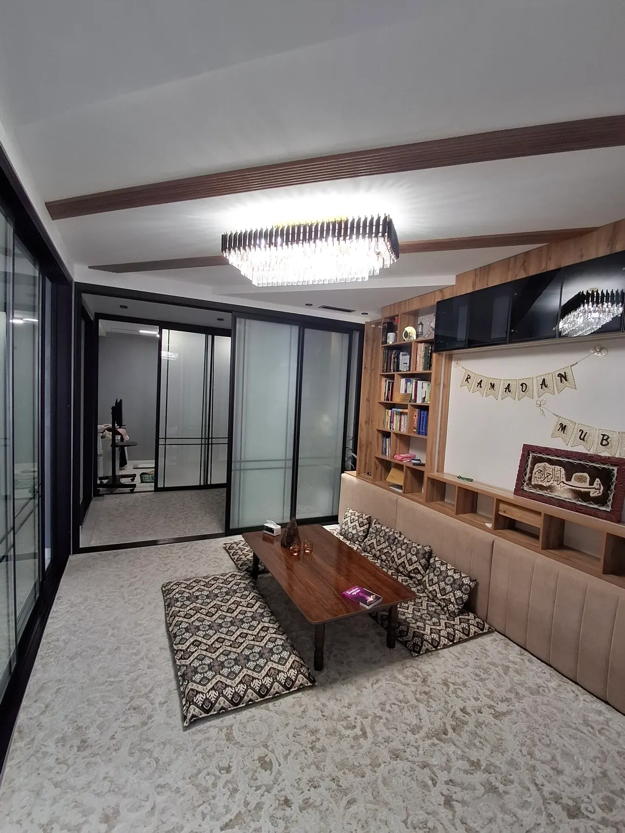 Сотилади 4 хонали квартира, 104 м², 6/10 қават — Сергели тумани