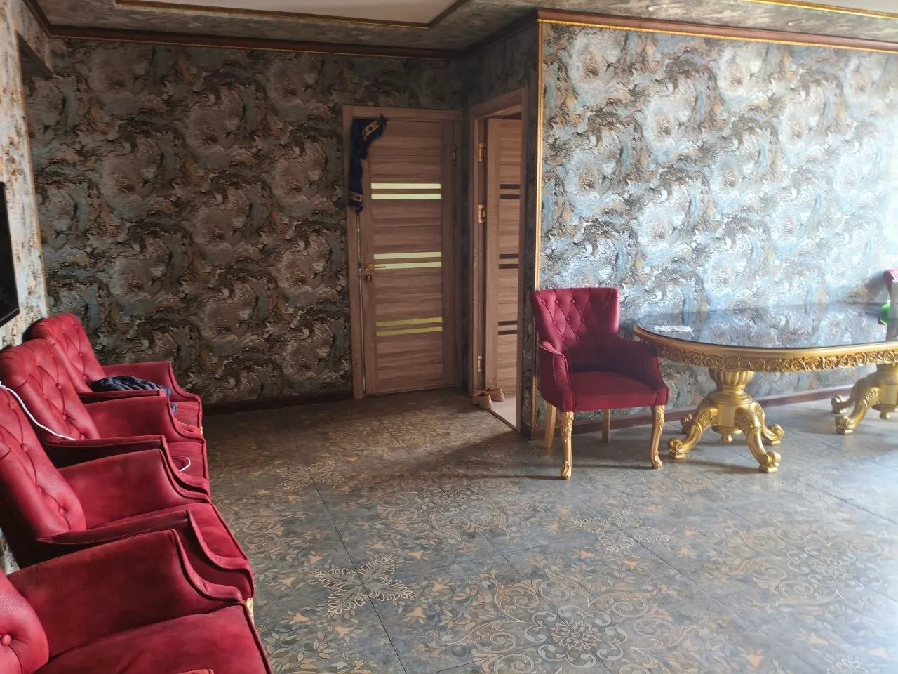 Sotiladi 3 xonali kvartira, 55 m², 7/7 qavat — Yangihayot tumani