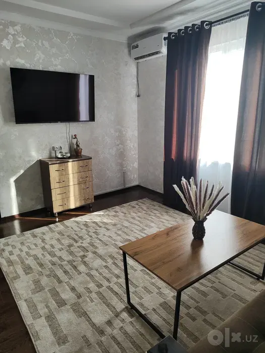 Продаётся 1-комнатная квартира, 44 м², 3/3 этаж — Мирзо-Улугбекский район