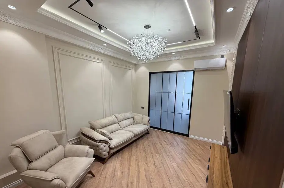 Продаётся 2-комнатная квартира, 57 м², 8/14 этаж — Яккасарайский район