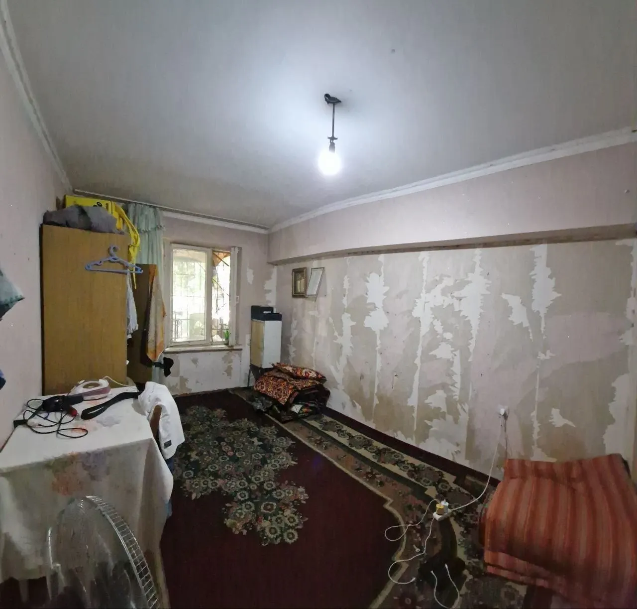 Продаётся 3-комнатная квартира, 70 м², 1/4 этаж — Юнусабадский район