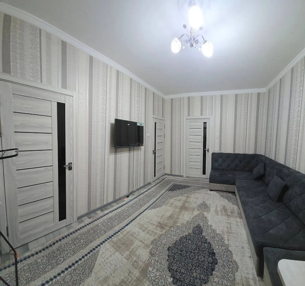 Продаётся 3-комнатная квартира, 50 м², 2/4 этаж — Чиланзарский район