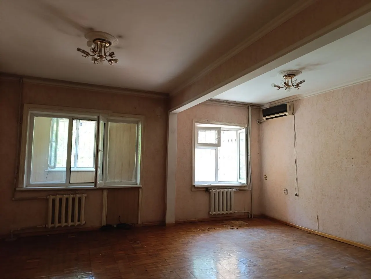 Сотилади 4 хонали квартира, 92 м², 3/5 қават — Сергели тумани