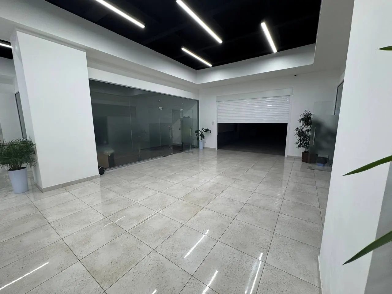 Ижарага берилади тижорат биноси, 2000 м² — Миробод тумани