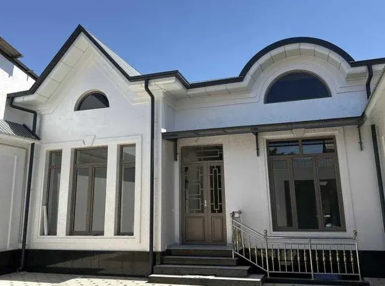 Sotiladi 5 xonali hovli uy, 3 sotix, 250 m² — Sergeli tumani