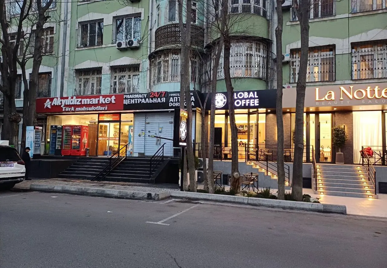 Ижарага берилади тижорат биноси, 140 м² — Миробод тумани
