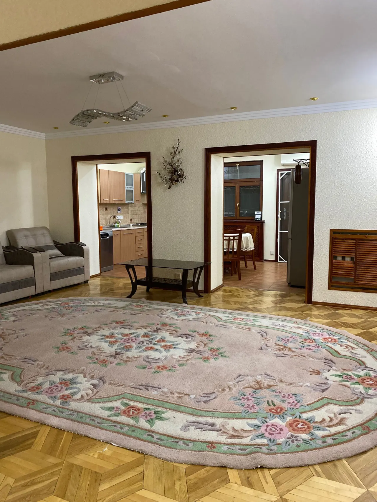 Ижарага берилади 2 хонали квартира, 76 м², 1/5 қават — Мирзо Улуғбек тумани