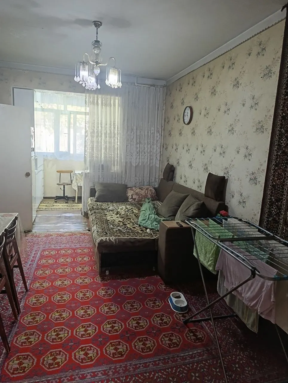 Продаётся 3-комнатная квартира, 50 м², 1/4 этаж — Мирзо-Улугбекский район