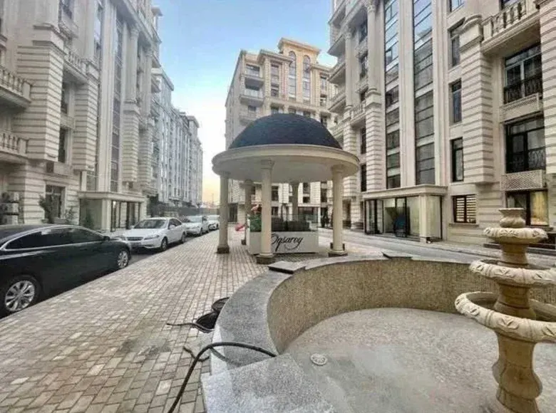 Sotiladi 1 xonali kvartira, 82 m², 3/8 qavat — Mirzo Ulugʻbek tumani