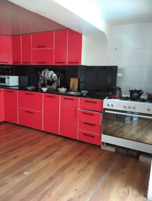 Сдаётся 1-комнатная квартира, 244 м², 3/3 этаж — Шайхантахурский район