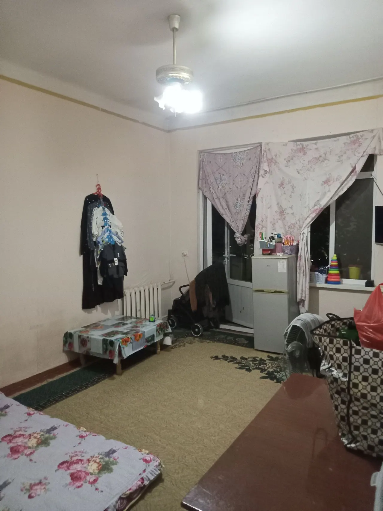 Сотилади 2 хонали квартира, 47 м², 2/2 қават — Янгийўл шаҳри