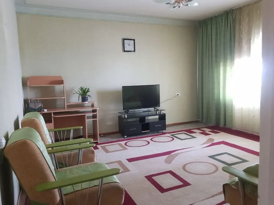 Продаётся 4-комнатная квартира, 140 м², 8/9 этаж — Юнусабадский район