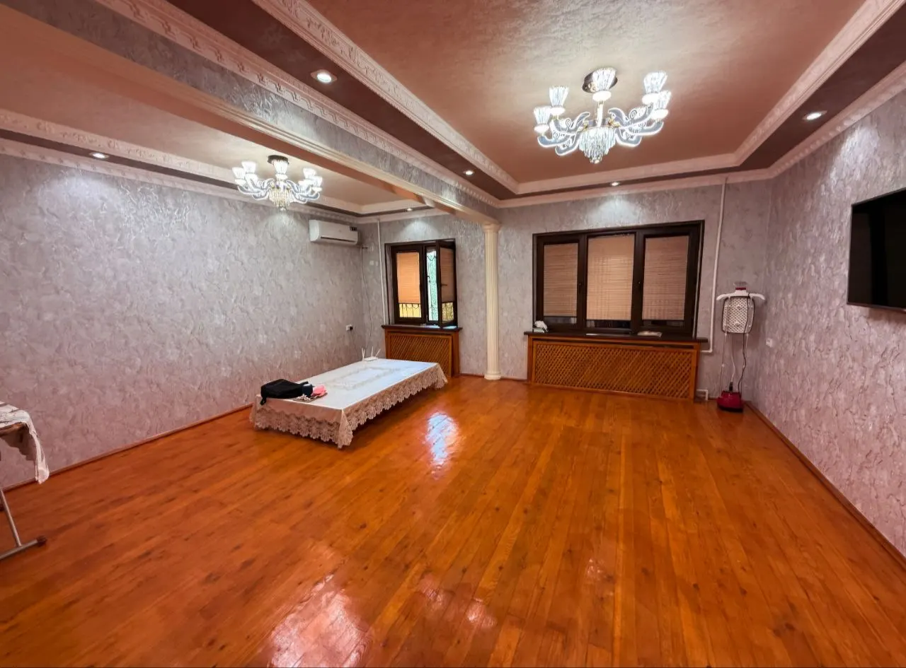 Sotiladi 3 xonali kvartira, 105 m², 2/5 qavat — Yunusobod tumani