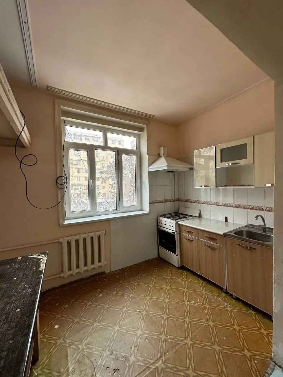 Продаётся 2-комнатная квартира, 56 м², 3/5 этаж — Алмазарский район