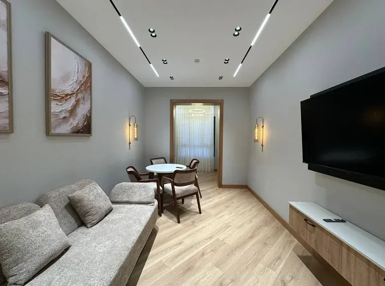 Продаётся 2-комнатная квартира, 54 м², 8/16 этаж — Юнусабадский район
