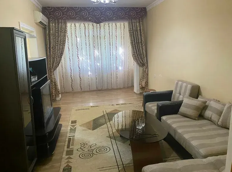 Сотилади 2 хонали квартира, 46 м², 4/4 қават — Мирзо Улуғбек тумани