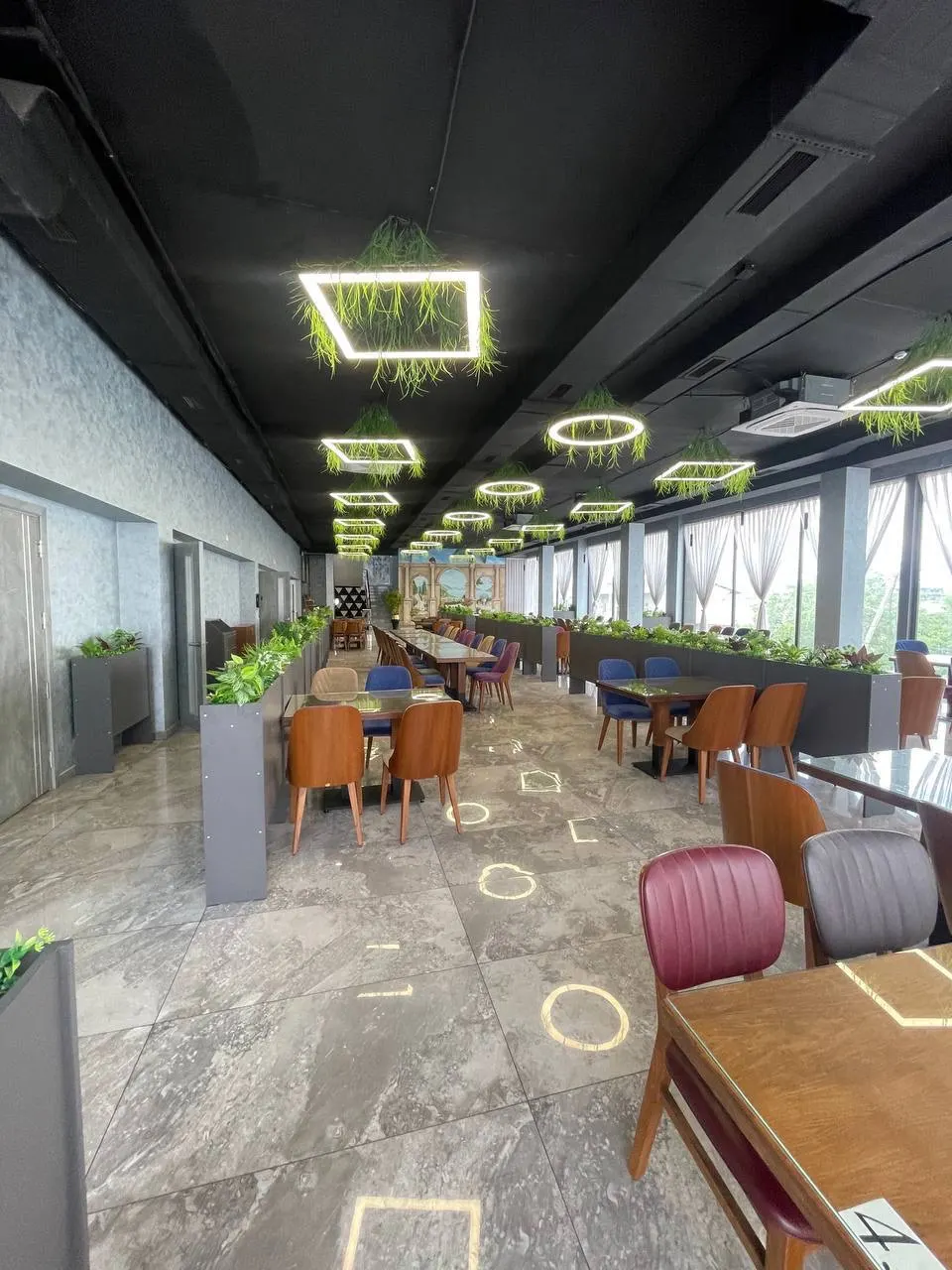 Ижарага берилади тижорат биноси, 1500 м², 3/4 қават — Учтепа тумани