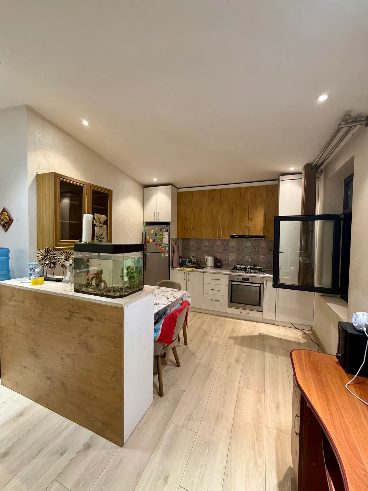 Sotiladi 3 xonali kvartira, 74 m², 3/3 qavat — Yunusobod tumani